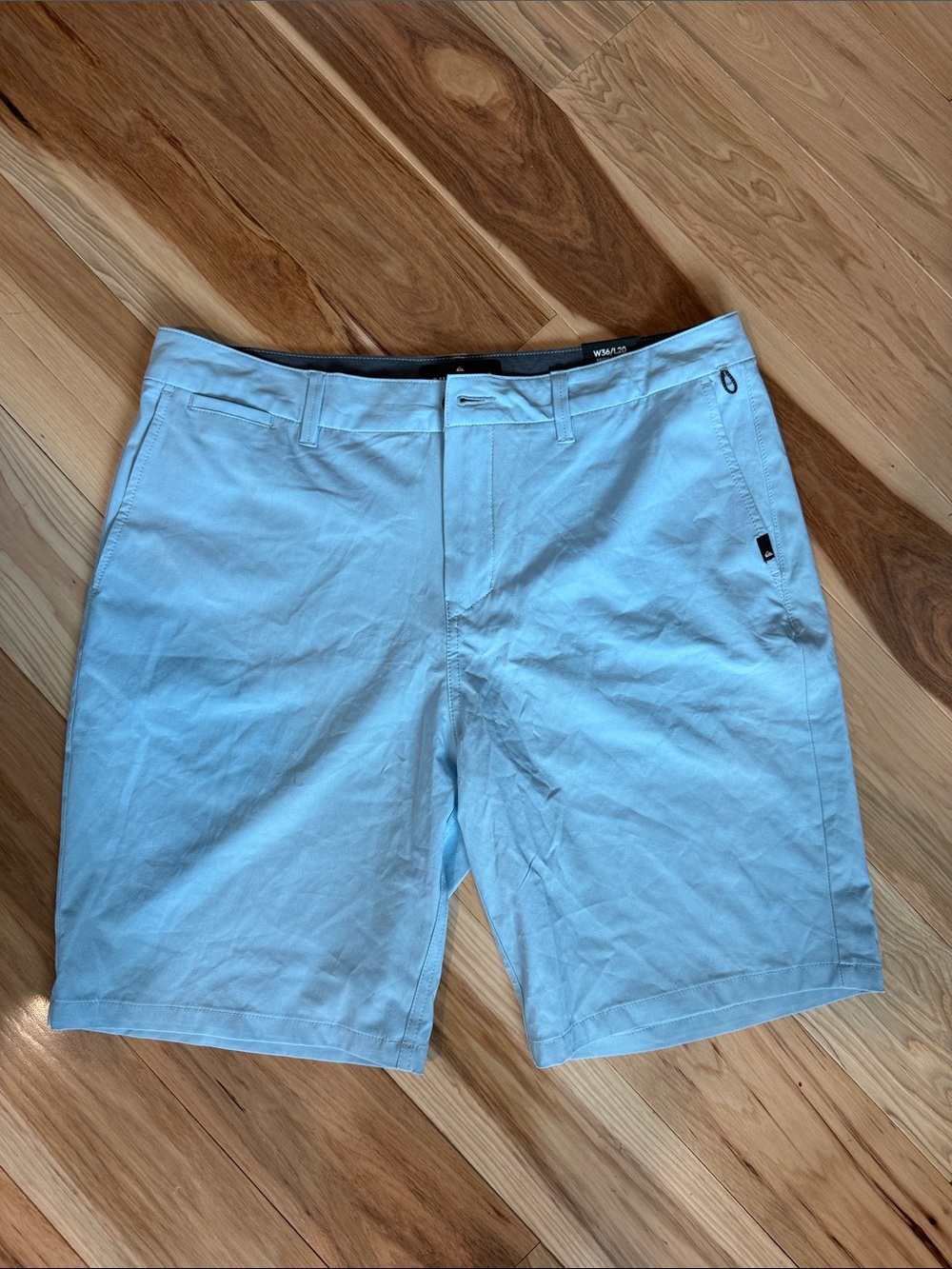 Quiksilver Light Blue Flat Front Men's Shorts